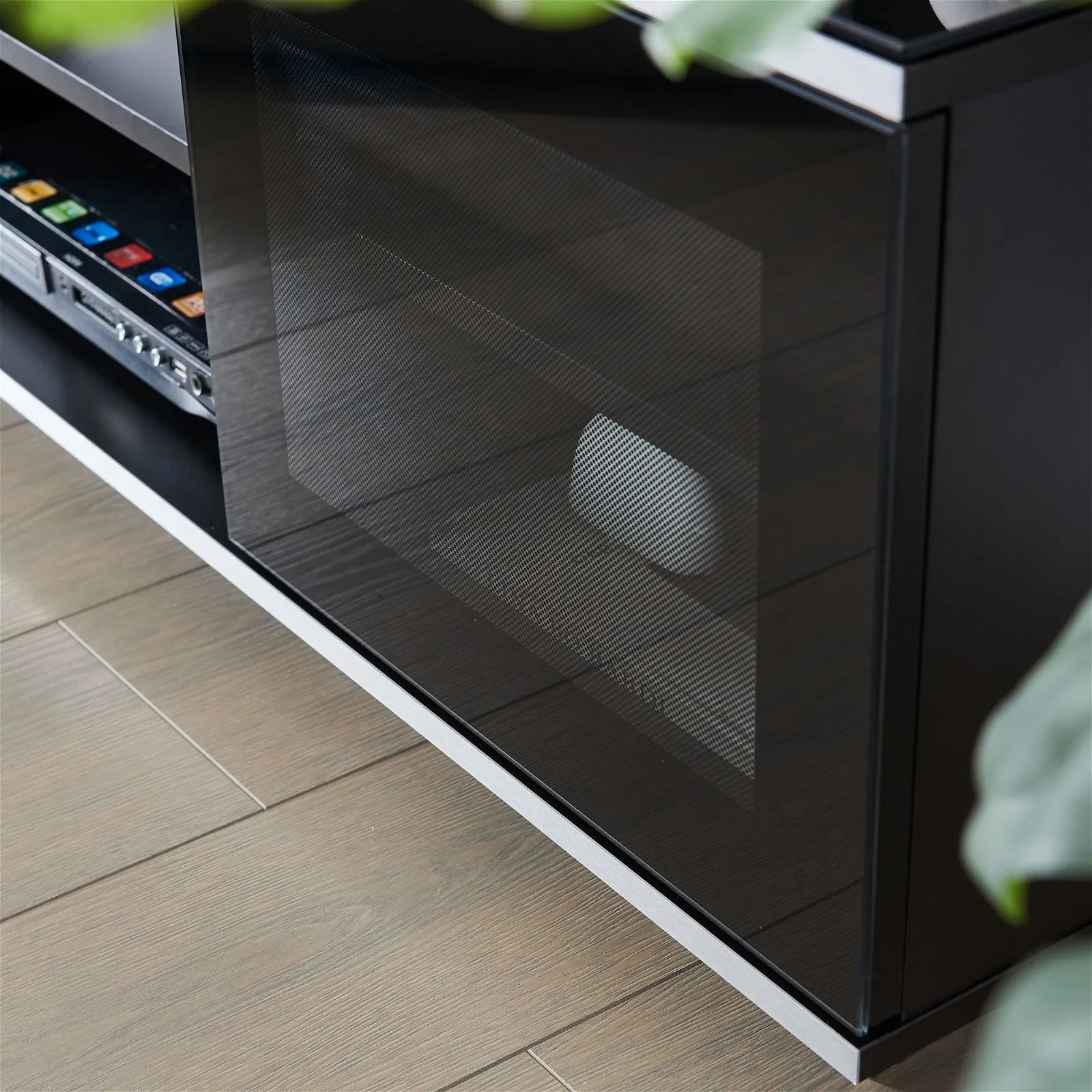 DIABLO 1800 Entertainment Unit Black by TAURIS™