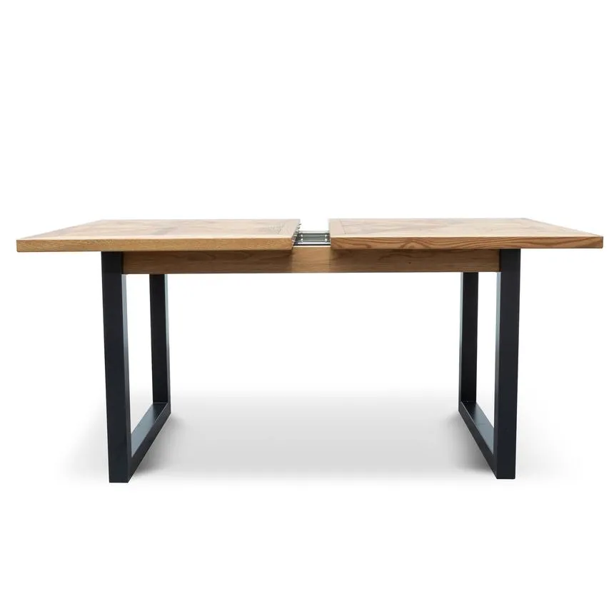 Extendable Dining table - European Oak