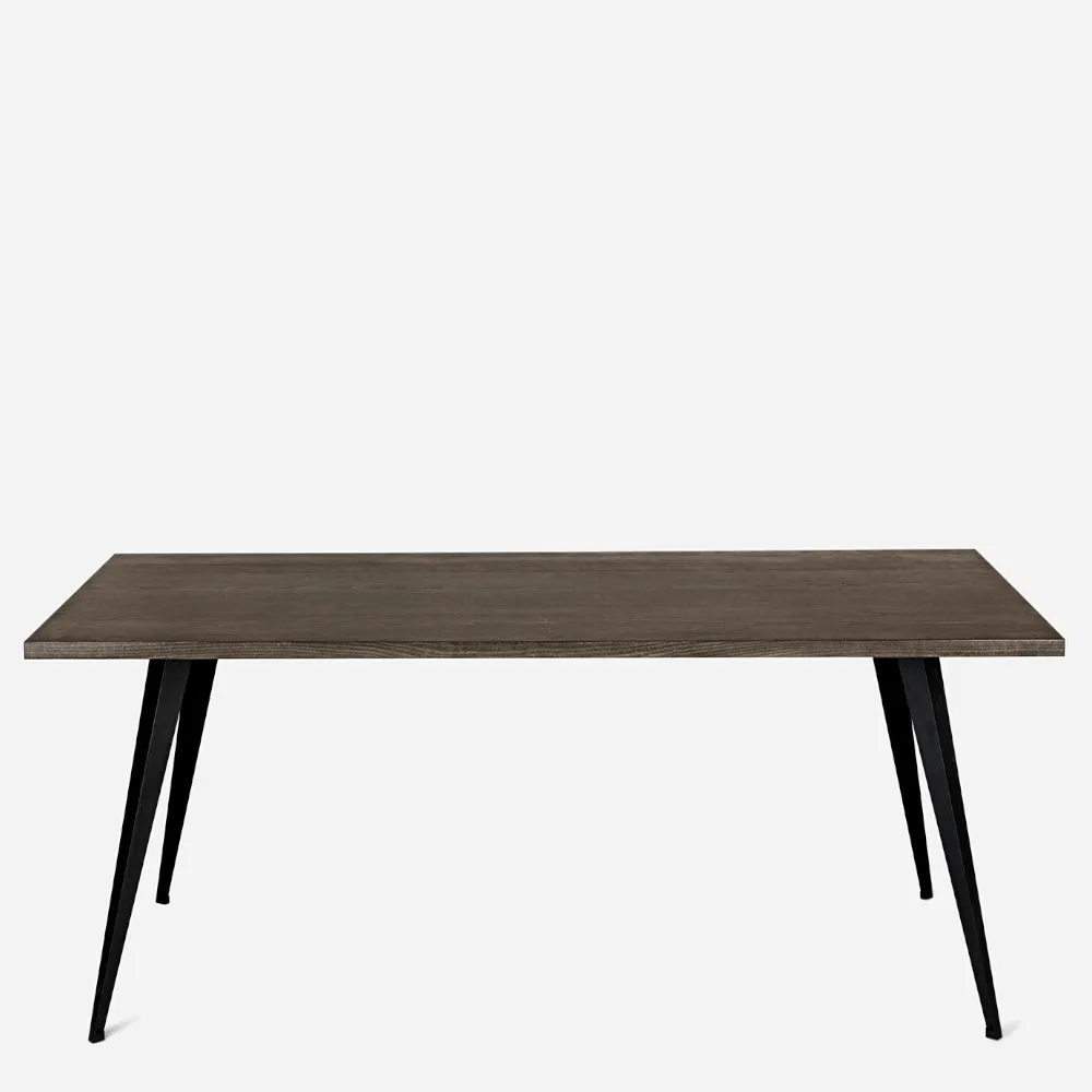 Mater Dining Table