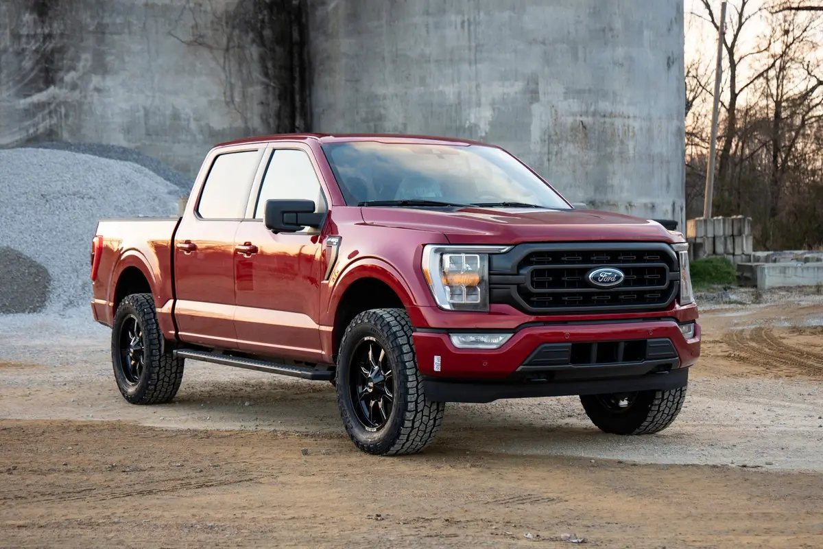 2 Inch Lift Kit - Molded - Rr V2 - Ford F-150 2Wd/4Wd (2021-2023) 1