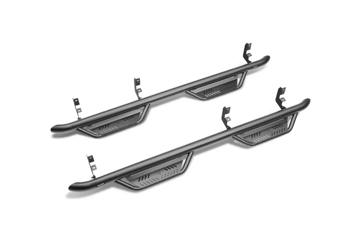 Podium Lg - Cab Len (2 Steps) - 19 (Newbody)-25Silv/Sierra1500/20-25Hd Crw-Txblk 1