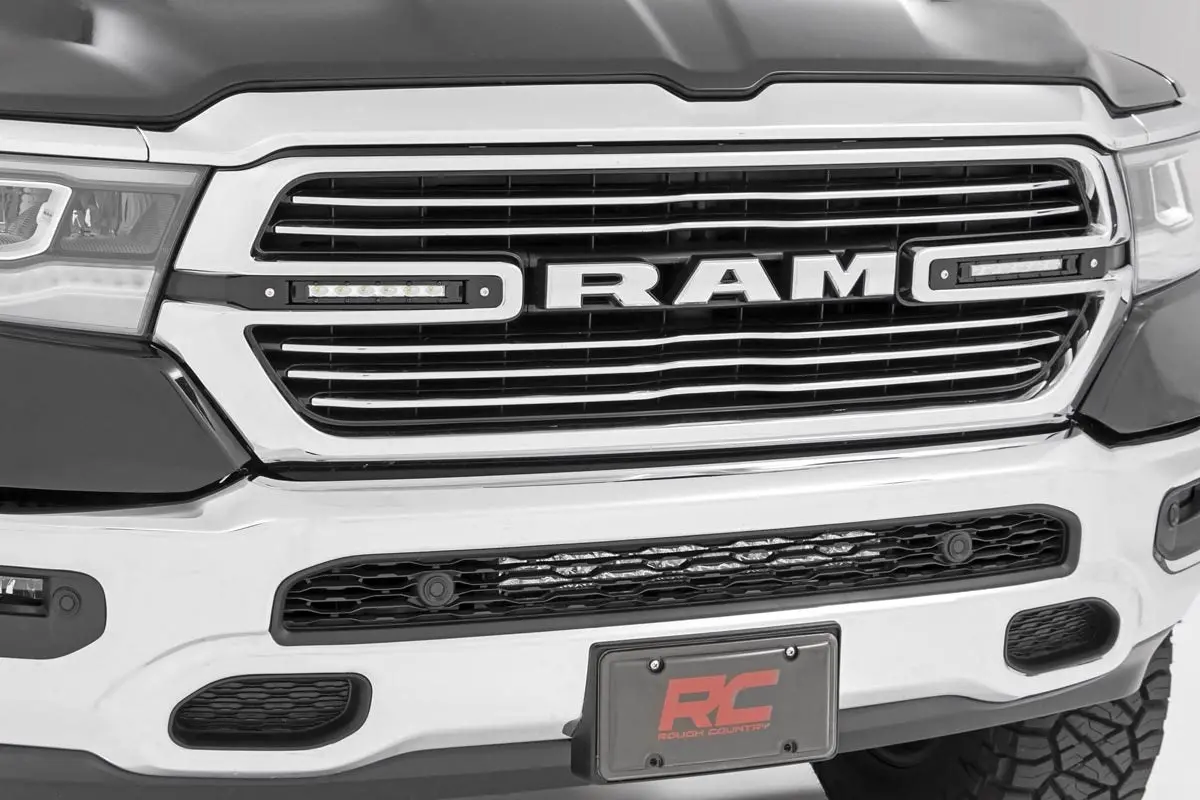 Dual 6In Led Grille Kit - Chrome Slimline - Ram 1500 2Wd/4Wd (2019-2024) 1