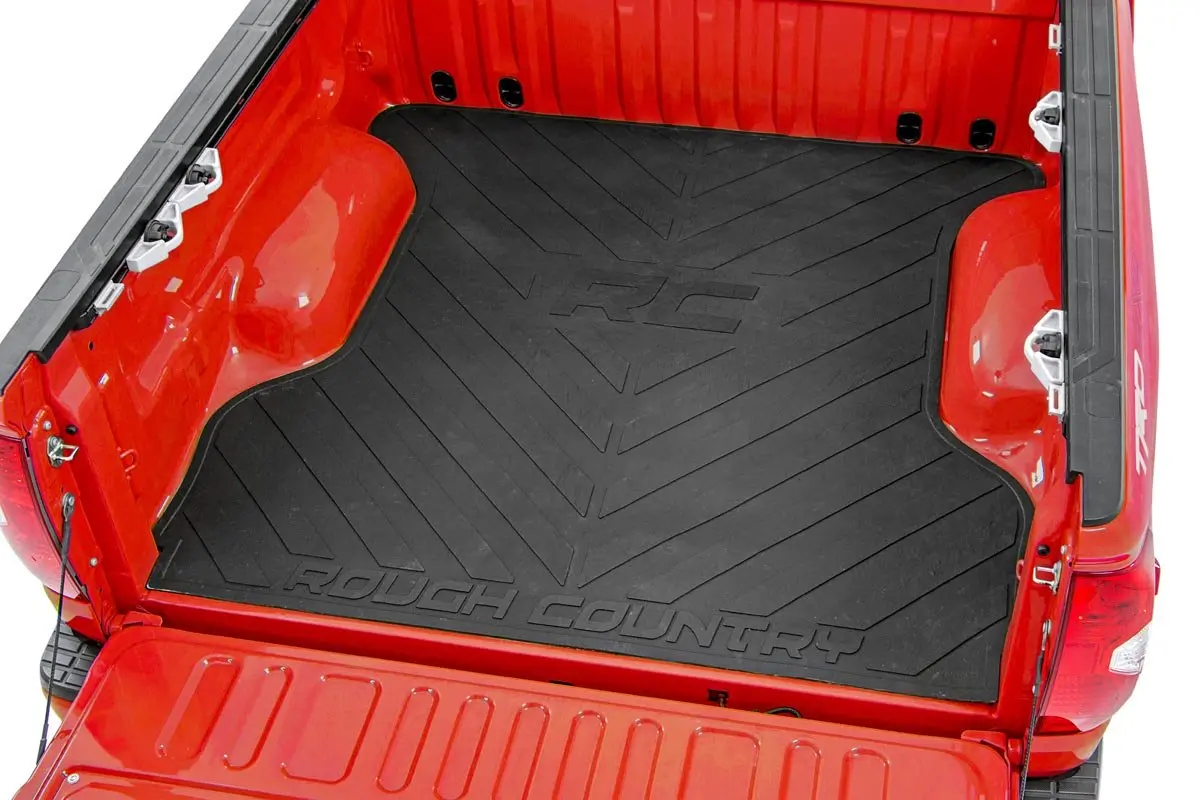 Bed Mat - 5'7" Bed - Rc Logo - Ram 1500 (19-25)/1500 Trx (21-24) 1