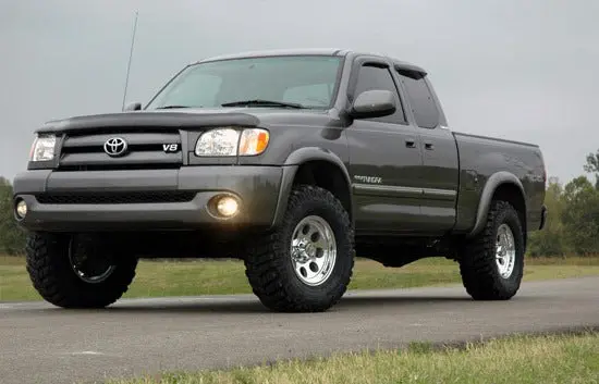 2.5 Inch Lift Kit - Toyota Tundra 2Wd/4Wd (2000-2006) 1