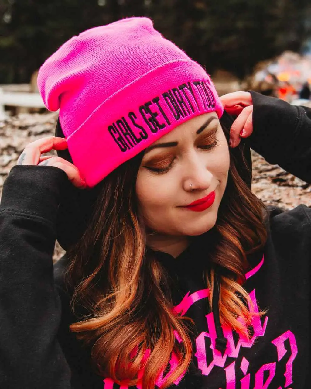 Trademark Beanie Neon Pink/Black 1