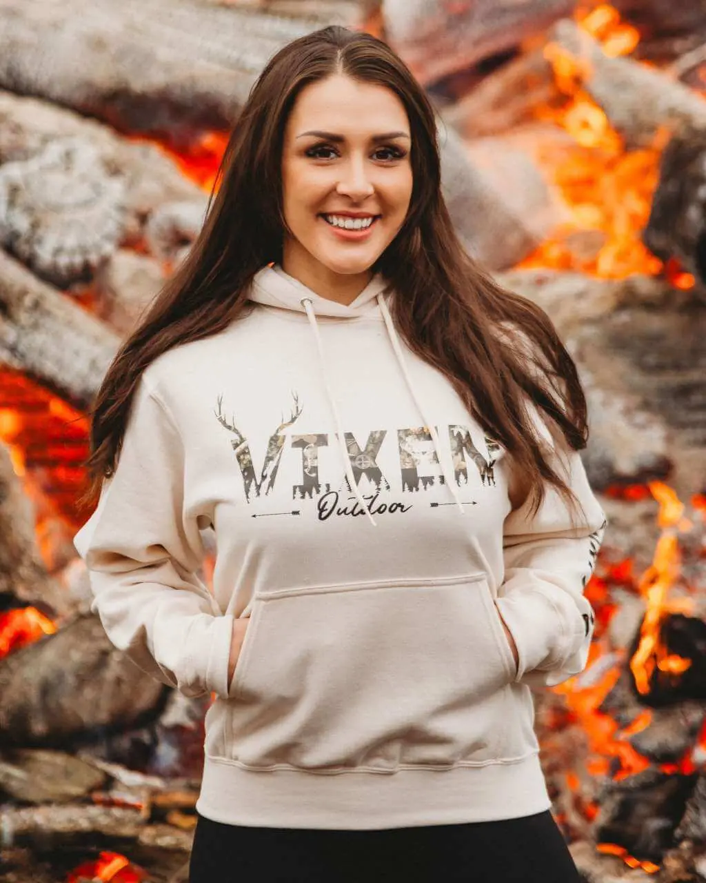 Vixen Huntress Pullover Hoodie - Natural 1